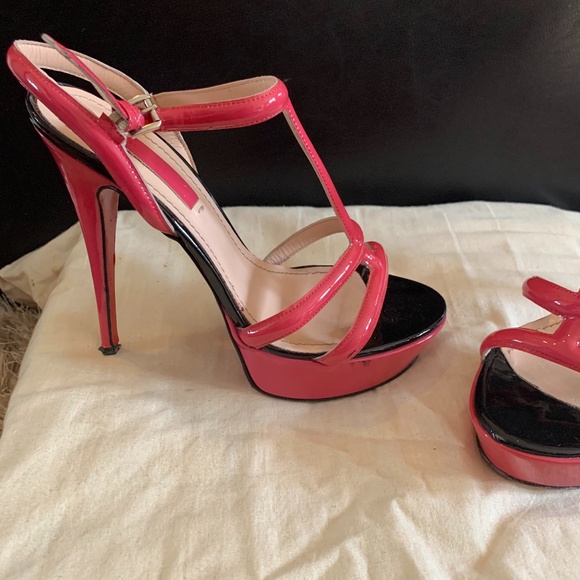 Shoes - Picture 2 of 5